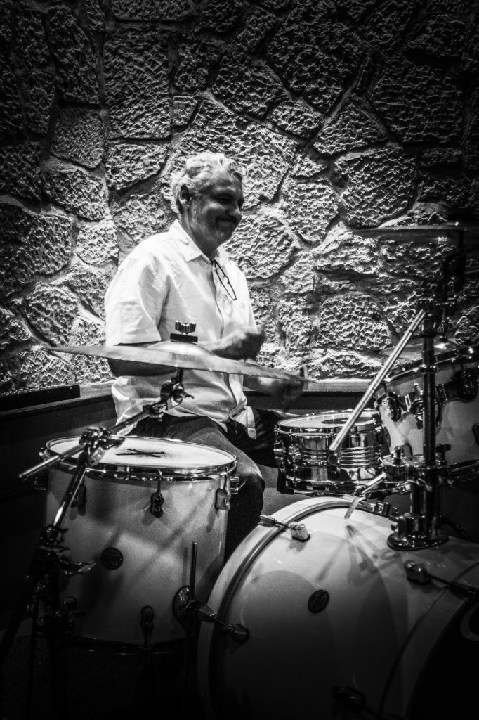 Rich Martinez - Bateria